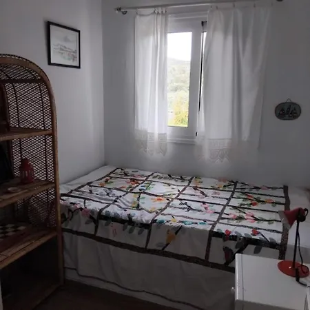 Poly's Hill-house Close To The Ferienhaus Plépi