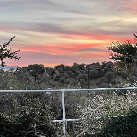 Prázdninový dům Poly's Hill-house Close To The Plépi