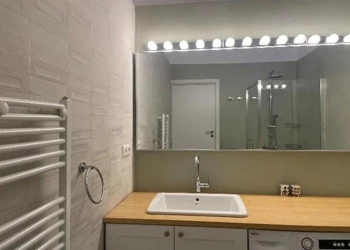 Nyaraló Poly's Hill-house Close To The *